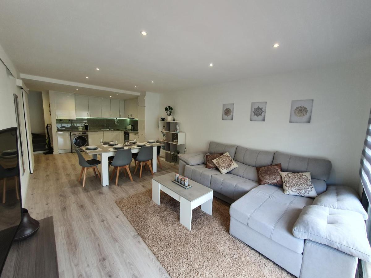 Moderno Duplex Comfort Roses Eksteriør bilde